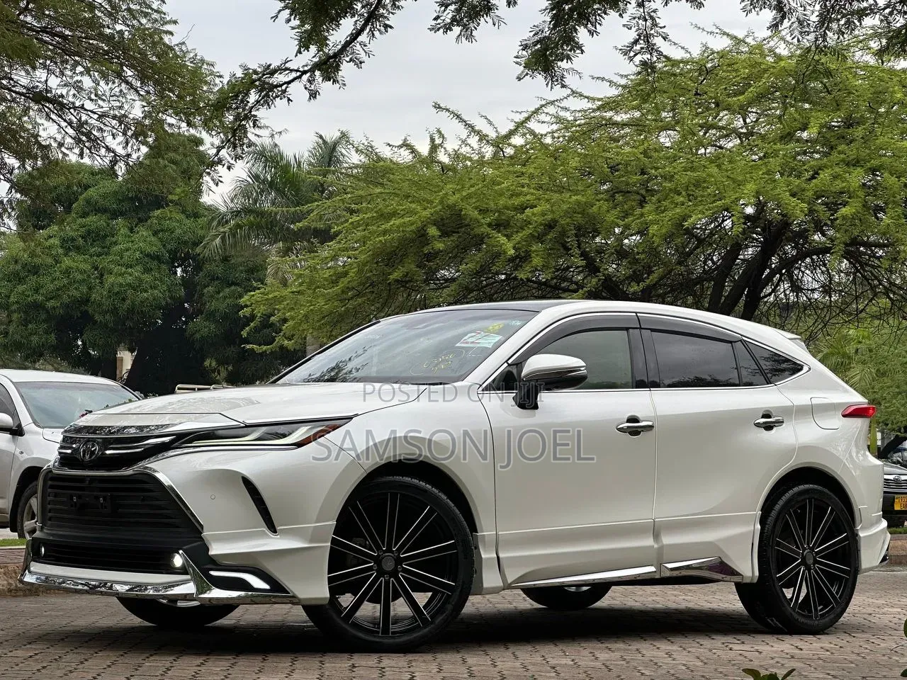 Toyota Harrier 2020 White