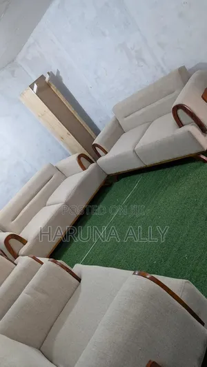 Sofa Ya Watu Sita