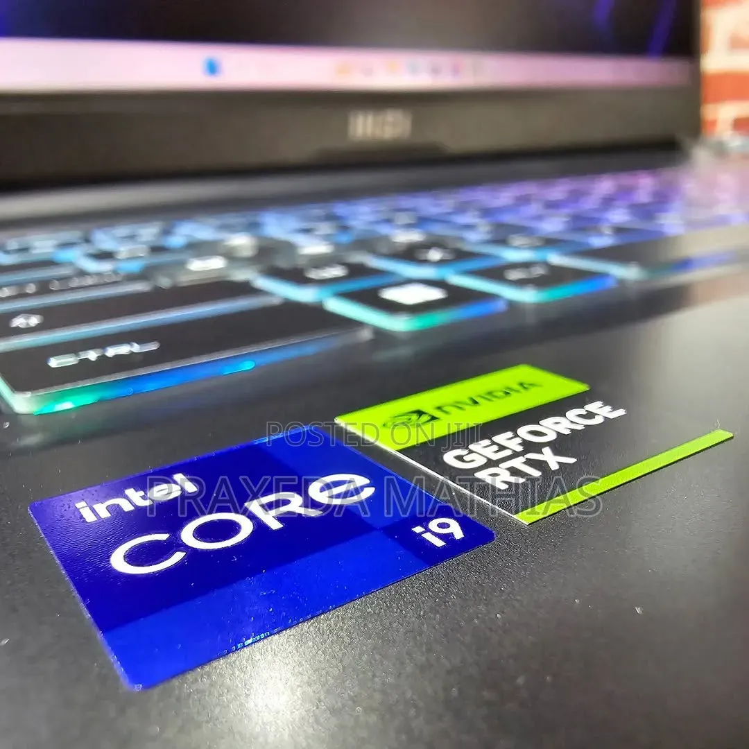 Laptop MSI Pulse GL76 16GB Intel Core i9 SSD 1T