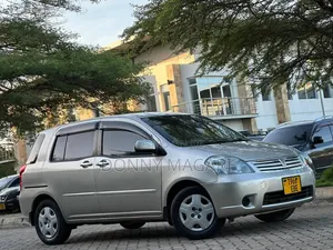 Toyota Raum 1.5 AWD 2003 Silver