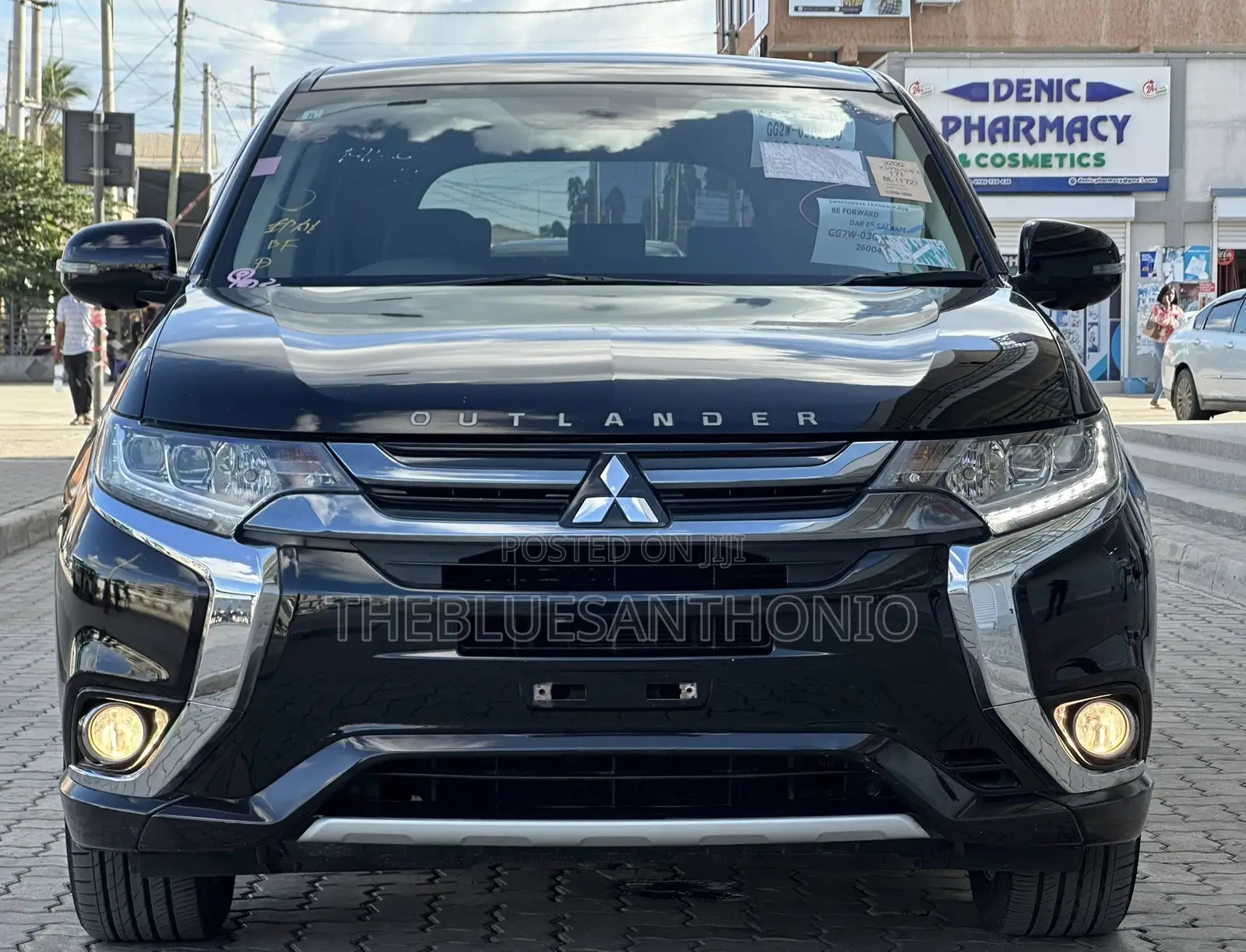 Mitsubishi Outlander 2015 Black