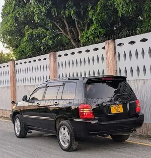 Toyota Kluger 2001 Black