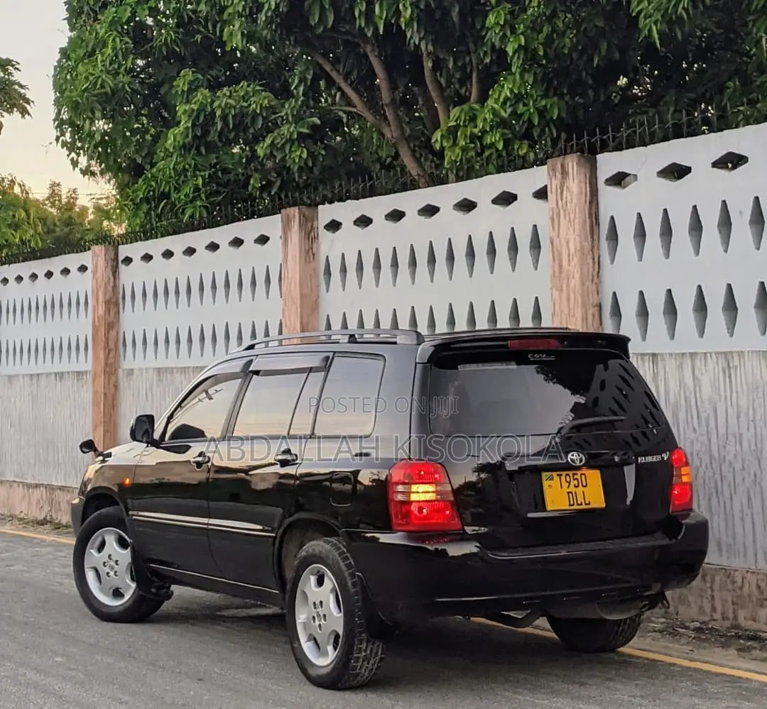 Toyota Kluger 2001 Black