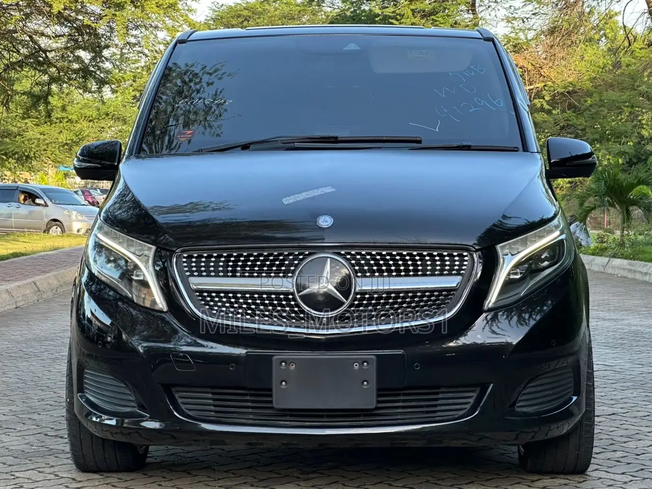 Mercedes-Benz V-Class 2016 Black