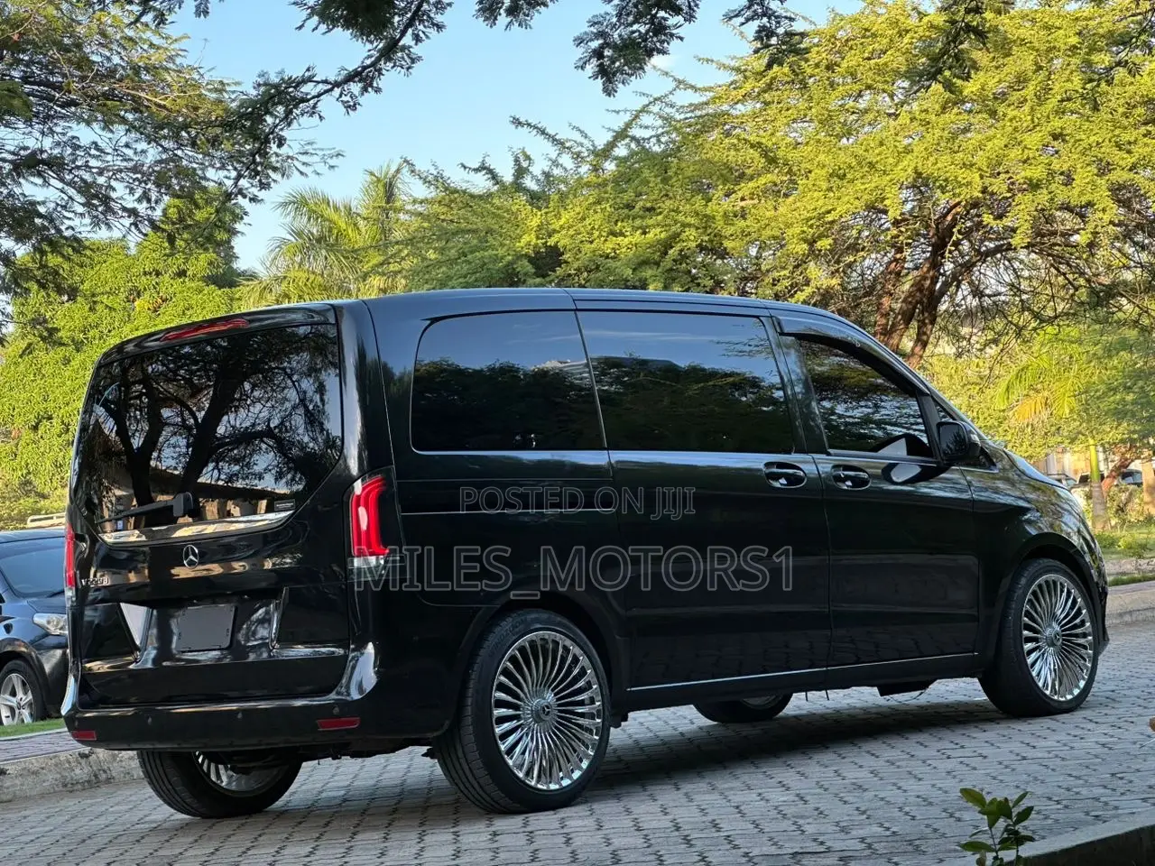 Mercedes-Benz V-Class 2016 Black