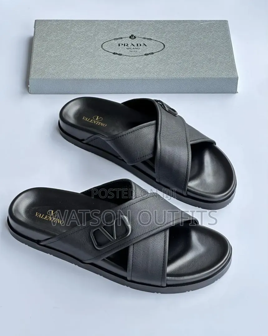 Men's Leather Sandals or Open Shoes Valentino Tomford Nicely Branded