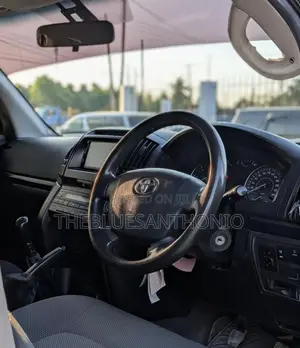Toyota Land Cruiser 2018 Black