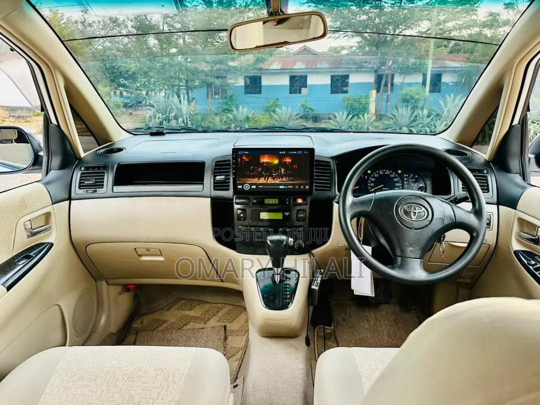 Toyota Corolla Spacio 2005 White