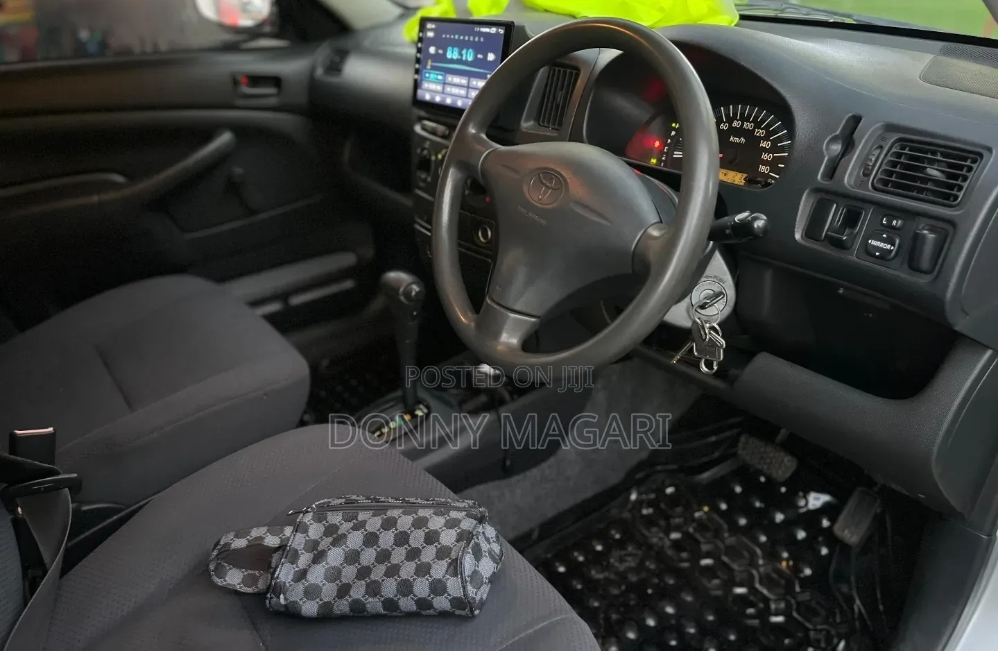Toyota Probox 2004 Silver