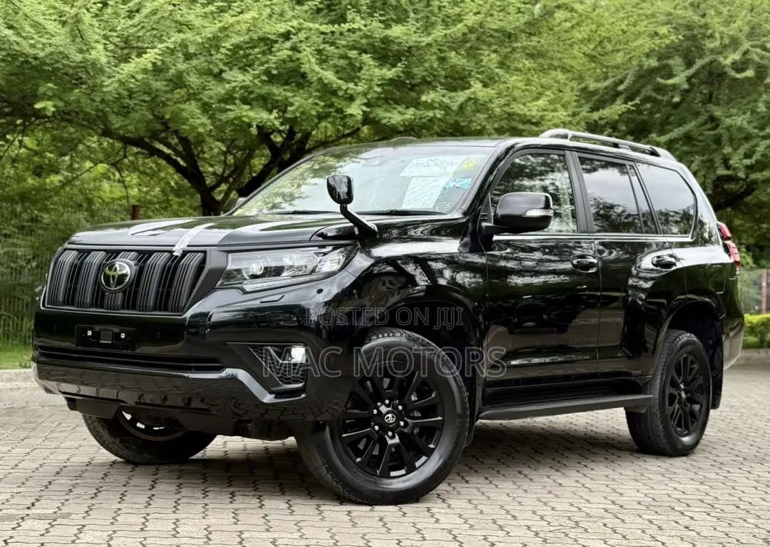 Toyota Land Cruiser Prado 2.7 2023 Black