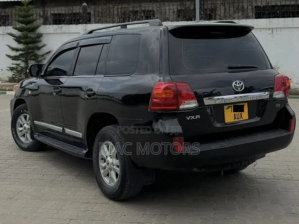 Toyota Land Cruiser 2008 Black