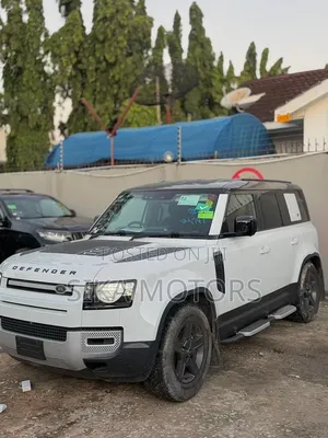 Land Rover Defender 2021 White