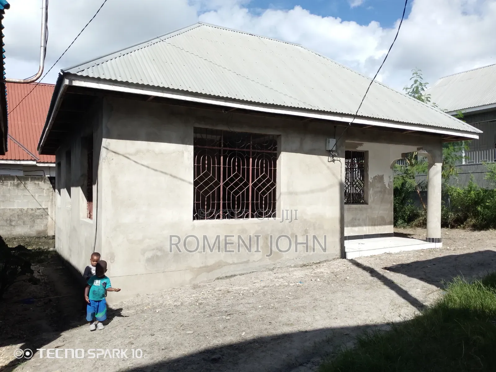 3bdrm House in Tanzania Daresalaam, Ukonga for sale