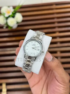 Dw. Watch (New in Box)