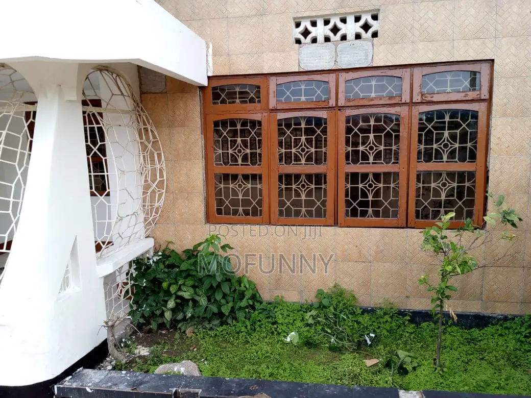 4bdrm House in Kirumba for sale
