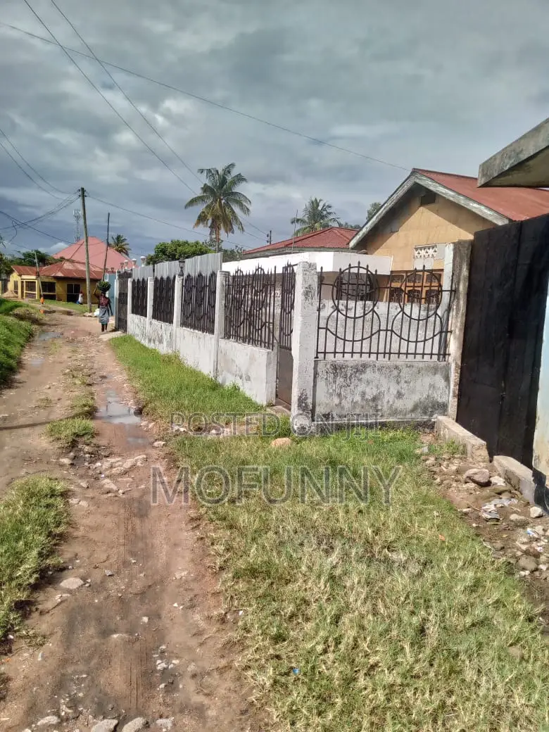 4bdrm House in Kirumba for sale