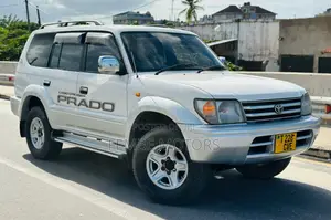 Toyota Land Cruiser Prado 2002 White