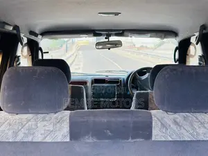 Toyota Land Cruiser Prado 2002 White