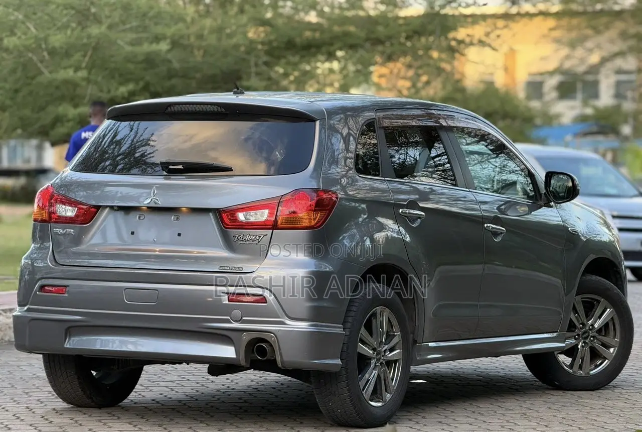 Mitsubishi RVR 2013 Gray