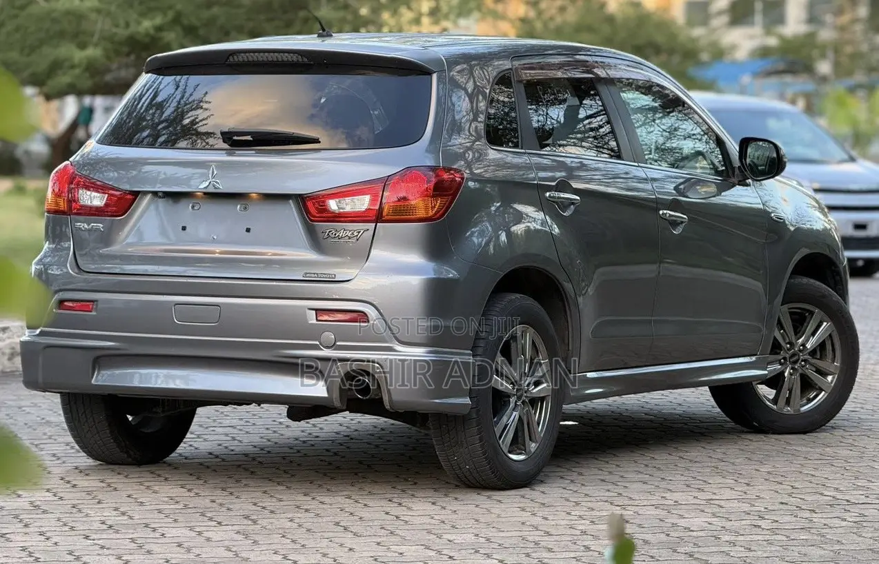 Mitsubishi RVR 2013 Gray