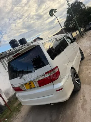 Toyota Alphard 2.4 Petrol AWD 2008 White