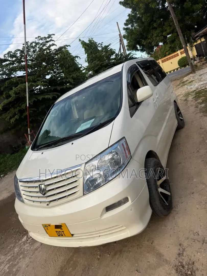 Toyota Alphard 2.4 Petrol AWD 2008 White