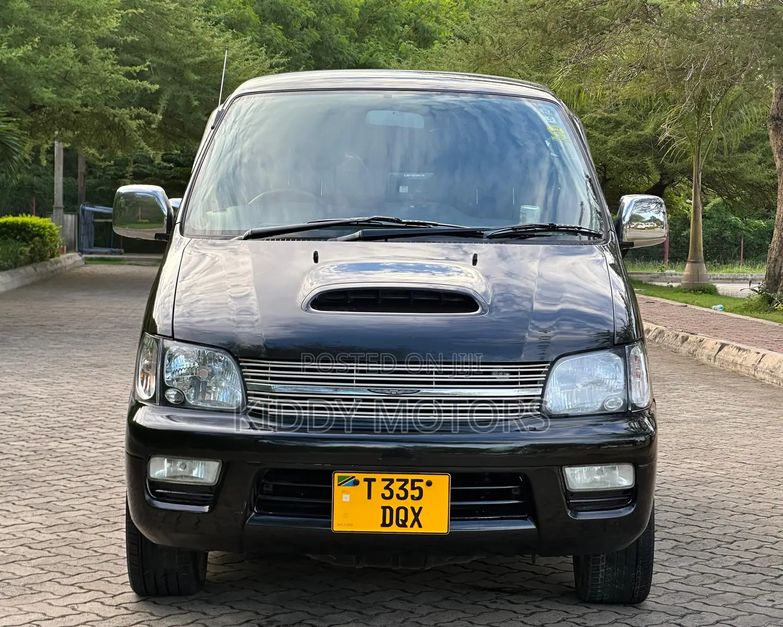 Toyota Noah 2001 Black