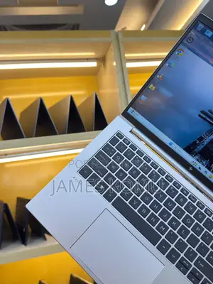 Laptop HP ZBook Firefly 14 G10 16GB Intel Core i7 SSD 512GB
