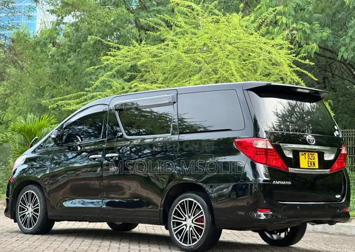 Toyota Alphard 2010 Black