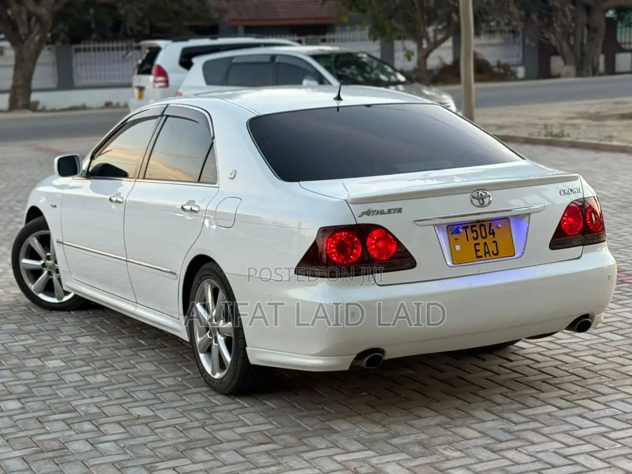 Toyota Crown 2006 White