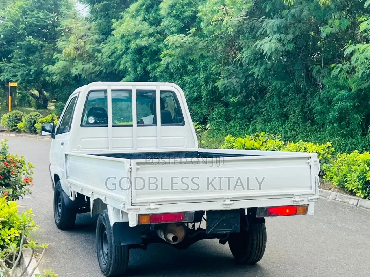 Toyota TownAce 2003 White