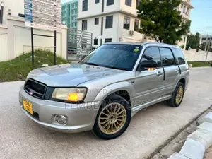 Subaru Forester 2004 Silver