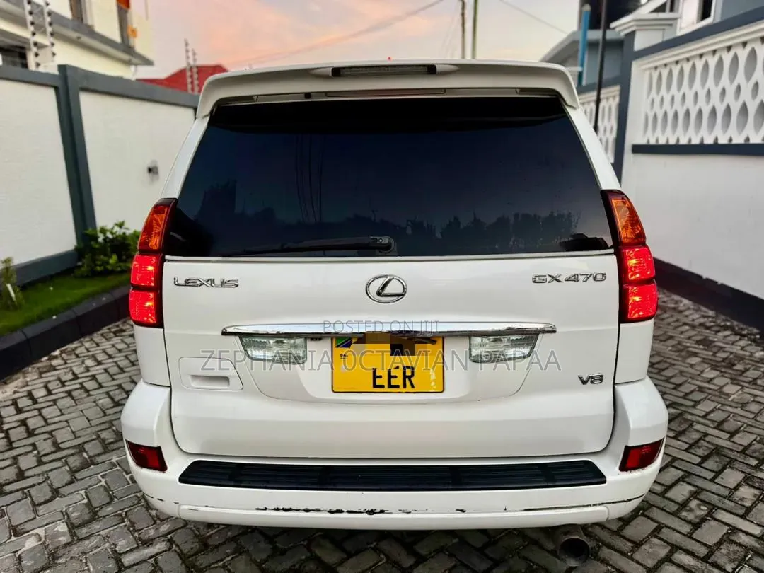 Toyota Land Cruiser Prado 2005 White