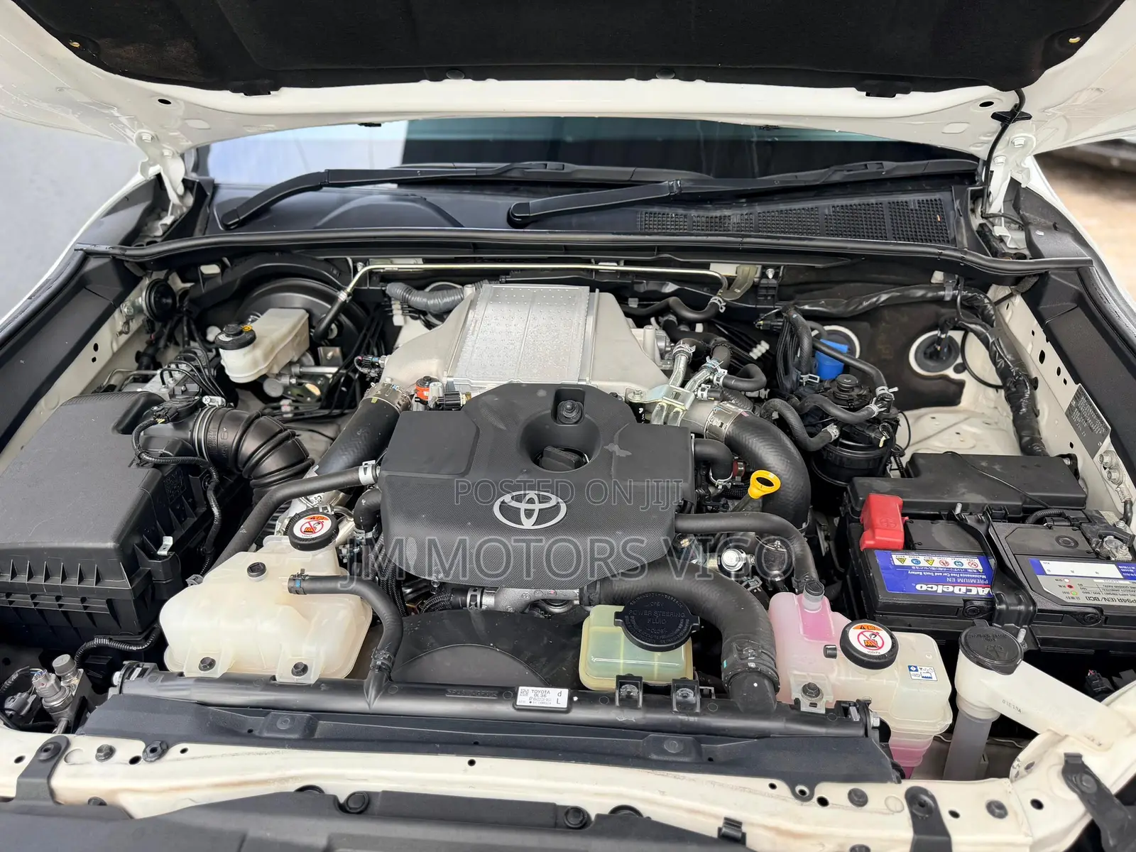 Toyota Hilux 2021 Pearl
