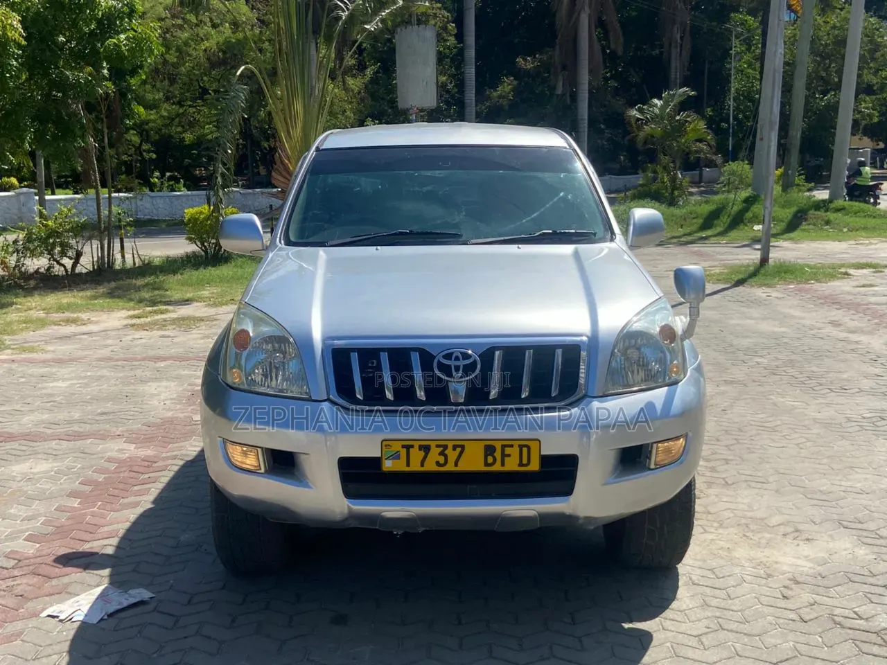 Toyota Land Cruiser Prado 2005 Silver