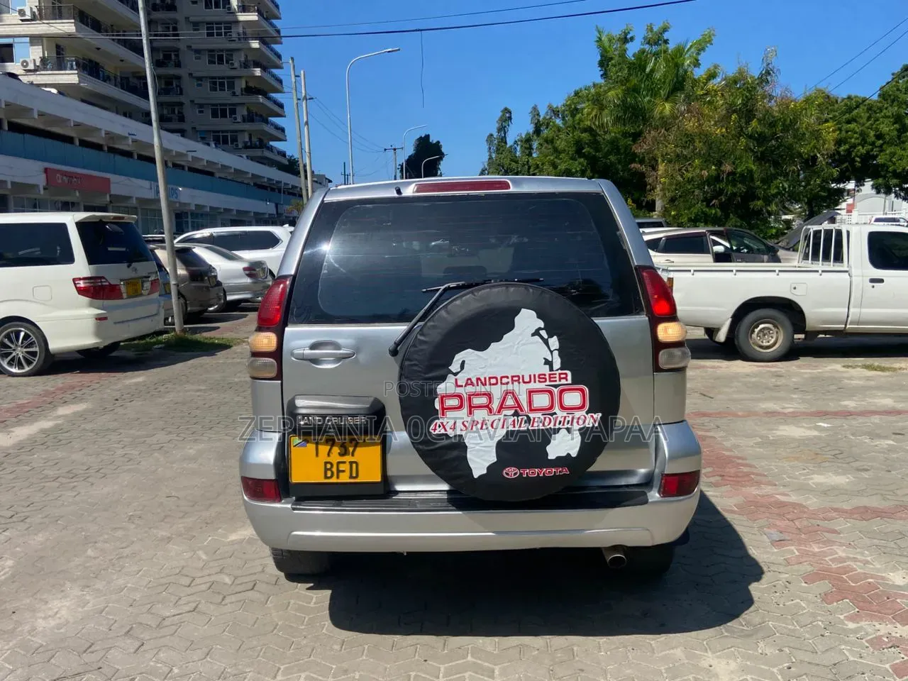 Toyota Land Cruiser Prado 2005 Silver