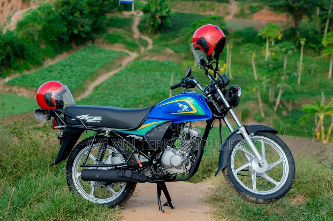 New Honda CB 2023 Red