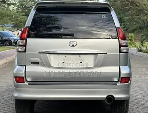 Toyota Land Cruiser Prado 2006 Silver
