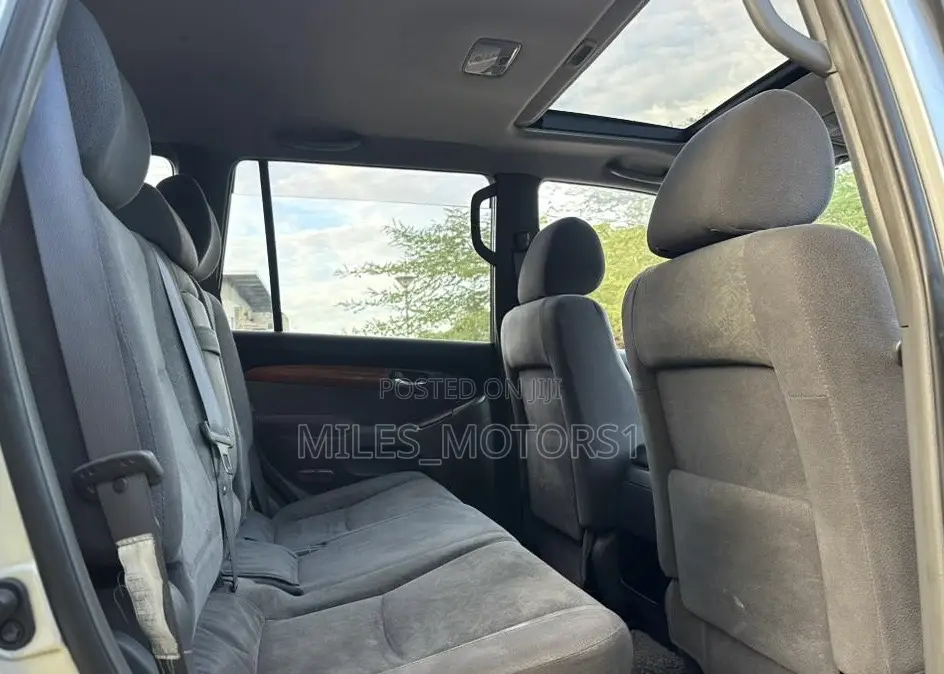 Toyota Land Cruiser Prado 2006 Silver
