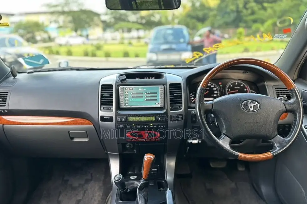 Toyota Land Cruiser Prado 2006 Silver