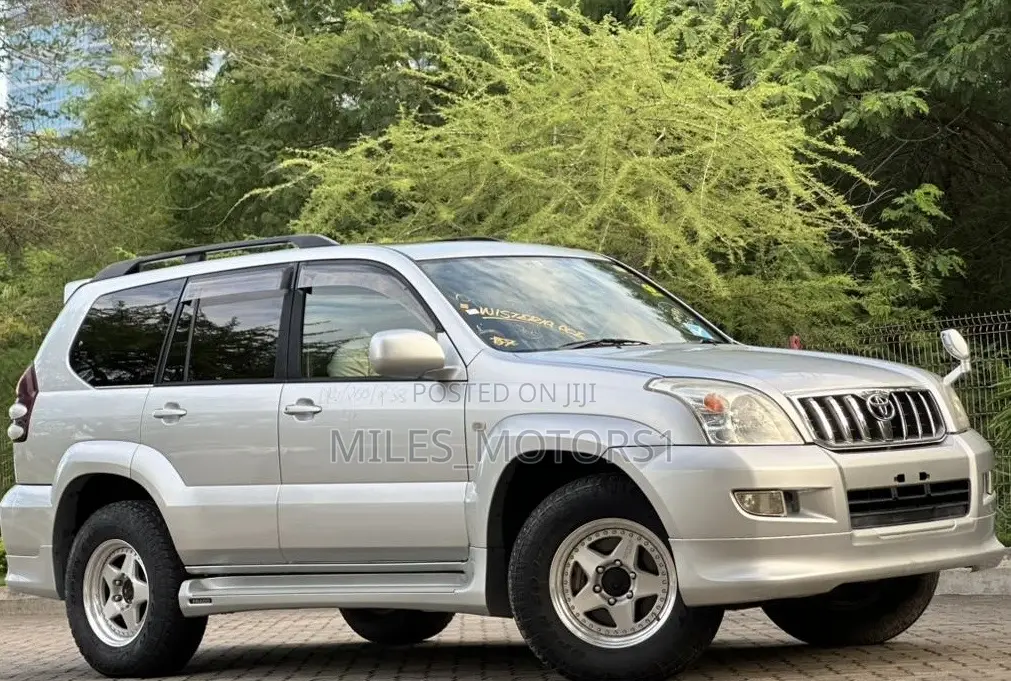 Toyota Land Cruiser Prado 2006 Silver