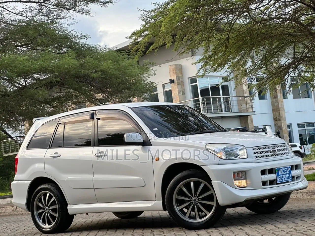 Toyota RAV4 2005 White