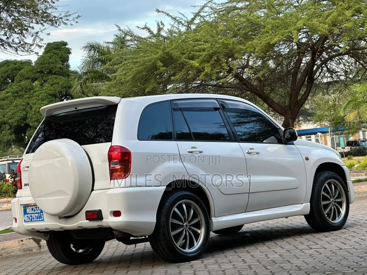Toyota RAV4 2005 White