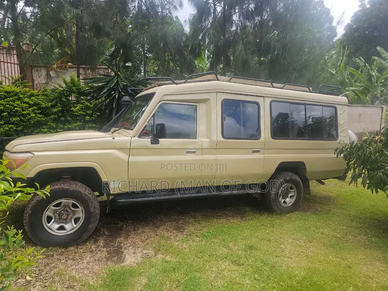 Toyota Land Cruiser 2007 Beige