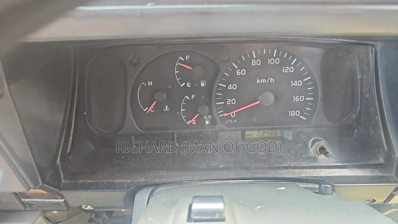Toyota Land Cruiser 2007 Beige