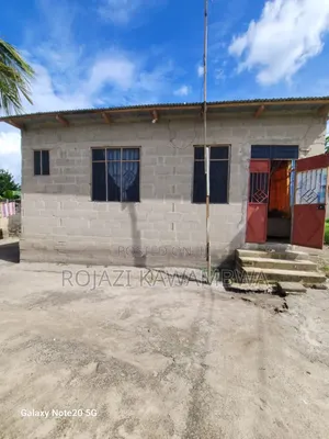 3bdrm House in Fahari, Mbangala for rent