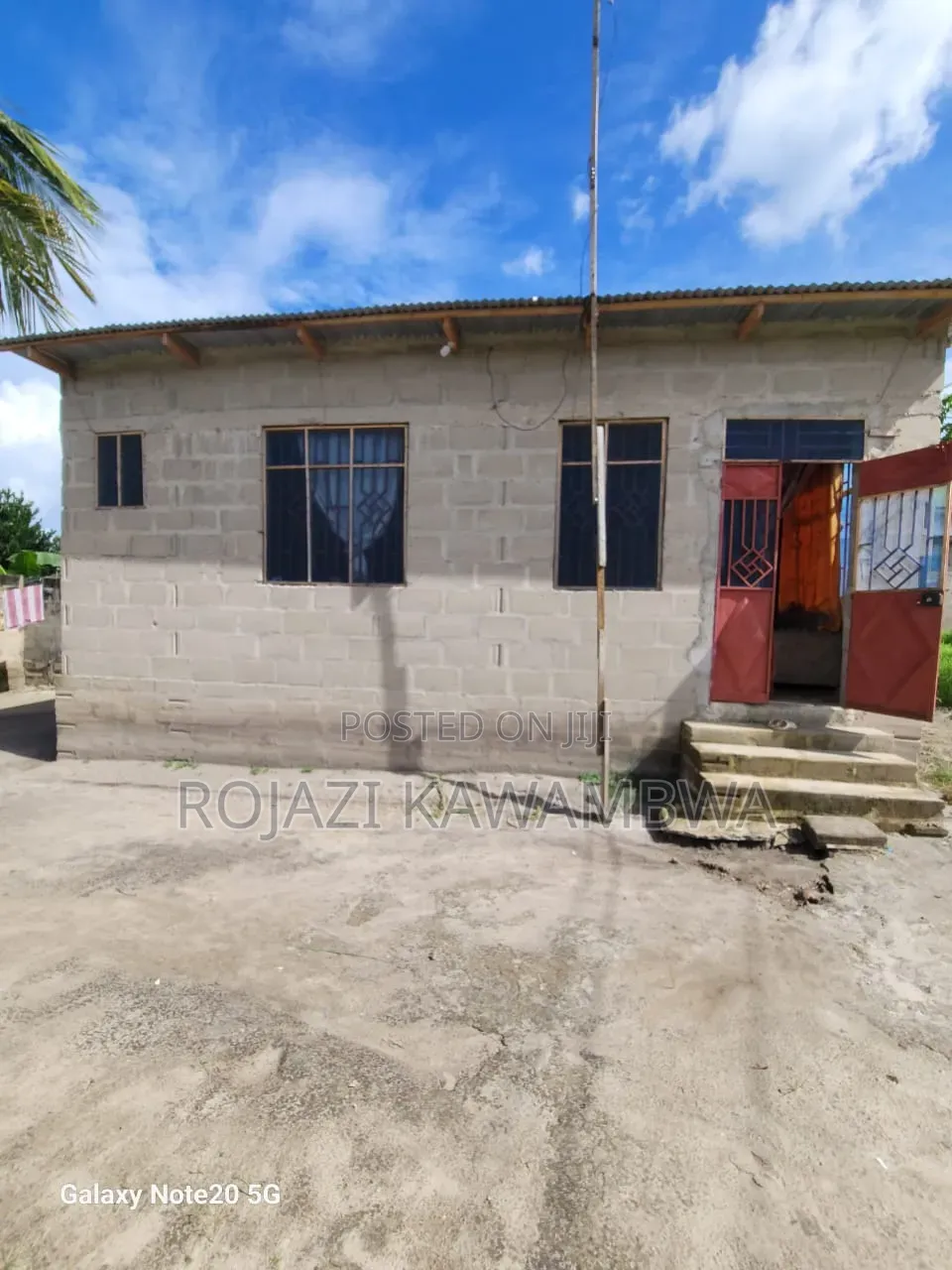 3bdrm House in Fahari, Mbangala for rent