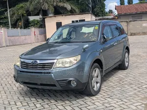 Subaru Forester 2009 Gray