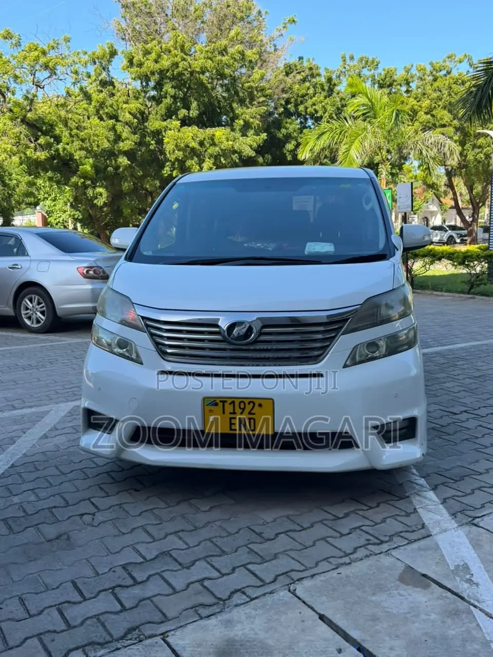 Toyota Alphard 2015 White