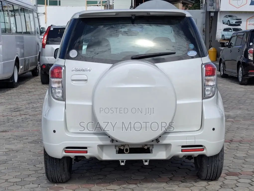 Toyota Rush 2008 Off white